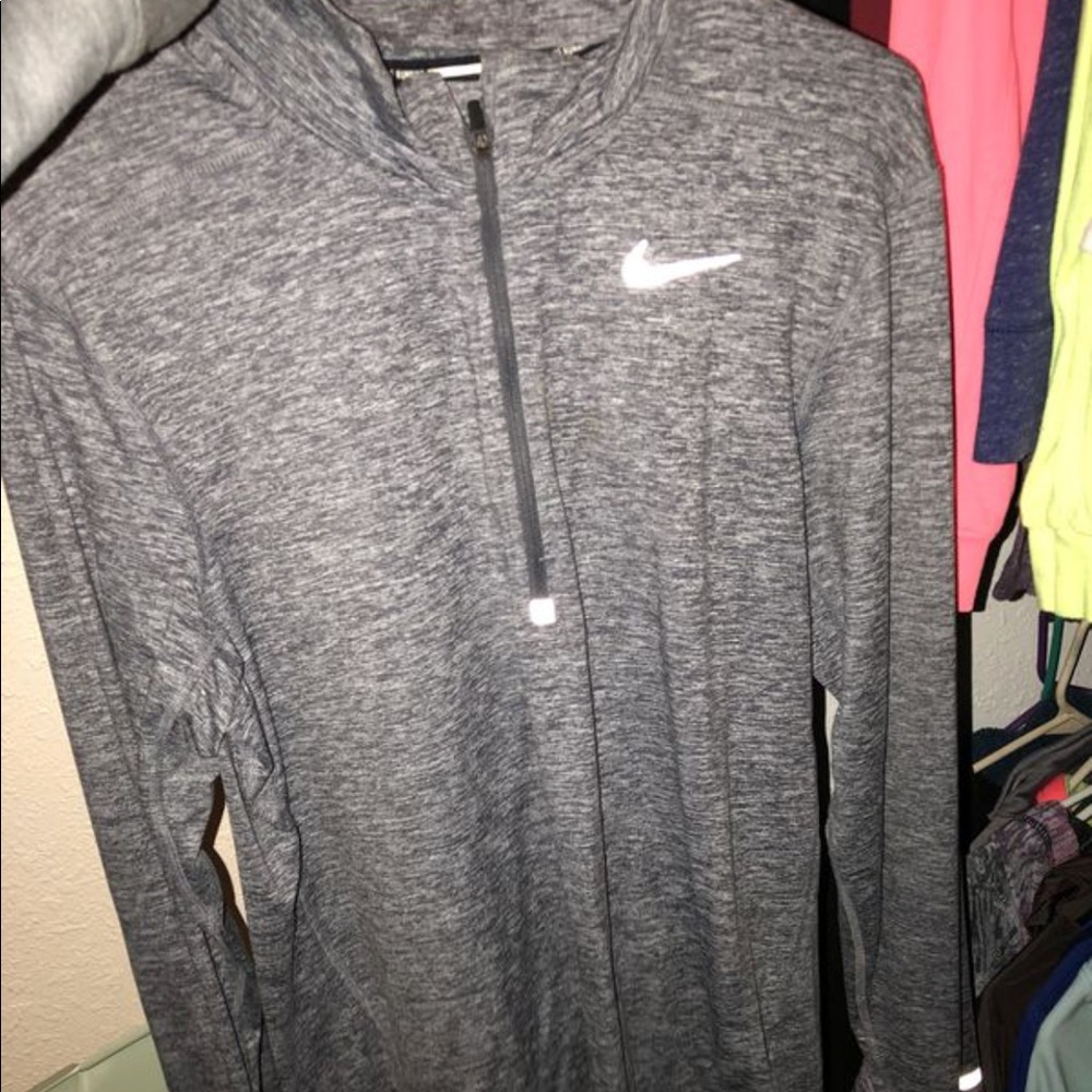 nike quarter zip up